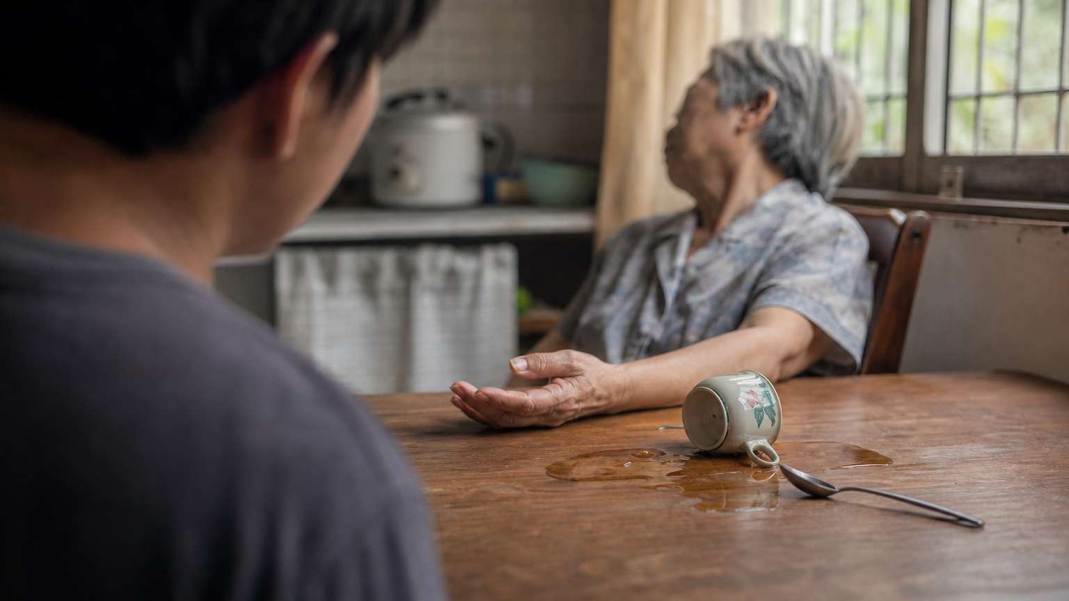 อาการหลอดเลือดสมอง สัญญาณเตือนที่ต้องโทร 1669 ทันที เวลาทองคือ 4 ชั่วโมงครึ่ง
